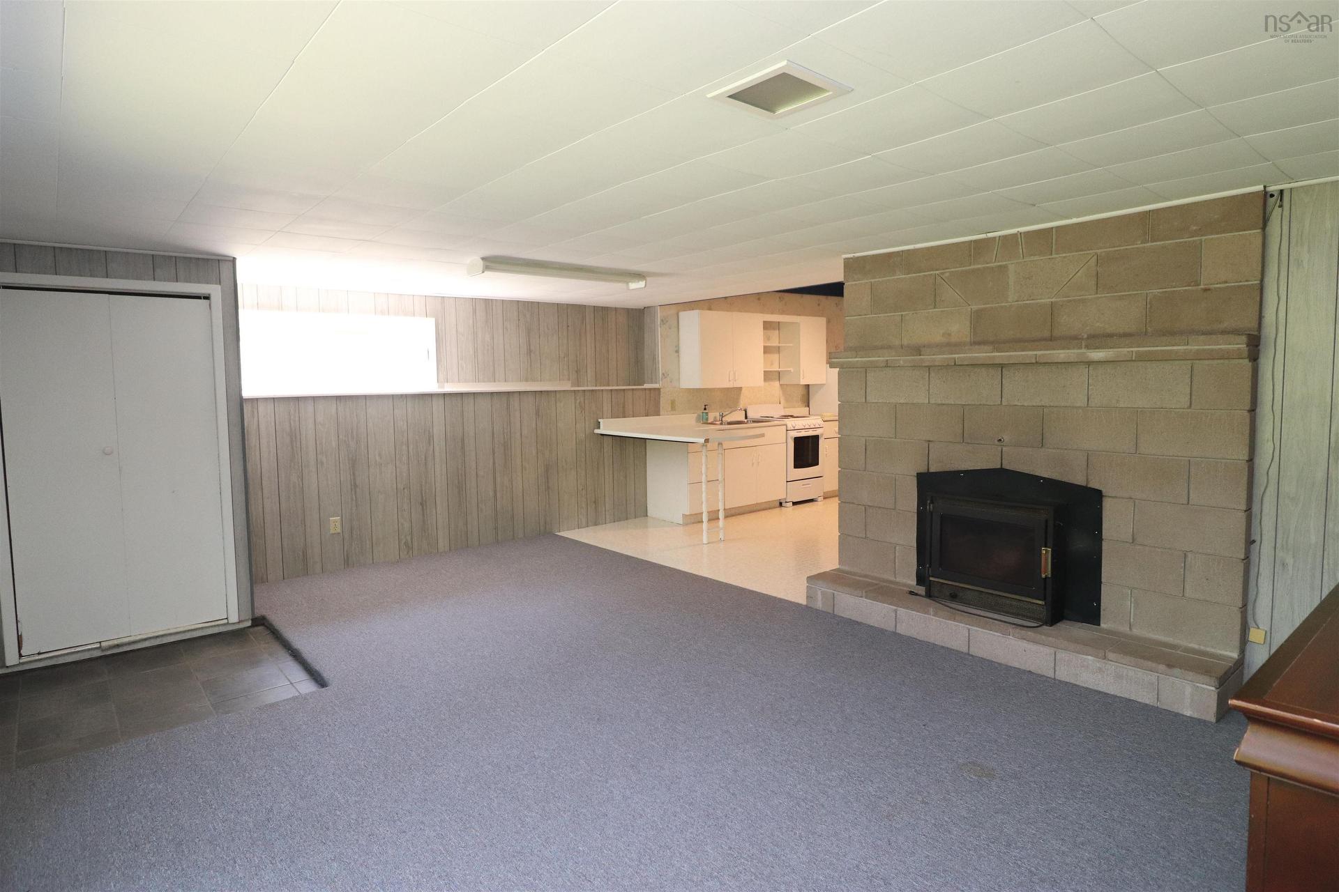 110 Maple Boulevard, Bible Hill, NS - Indoor With Fireplace