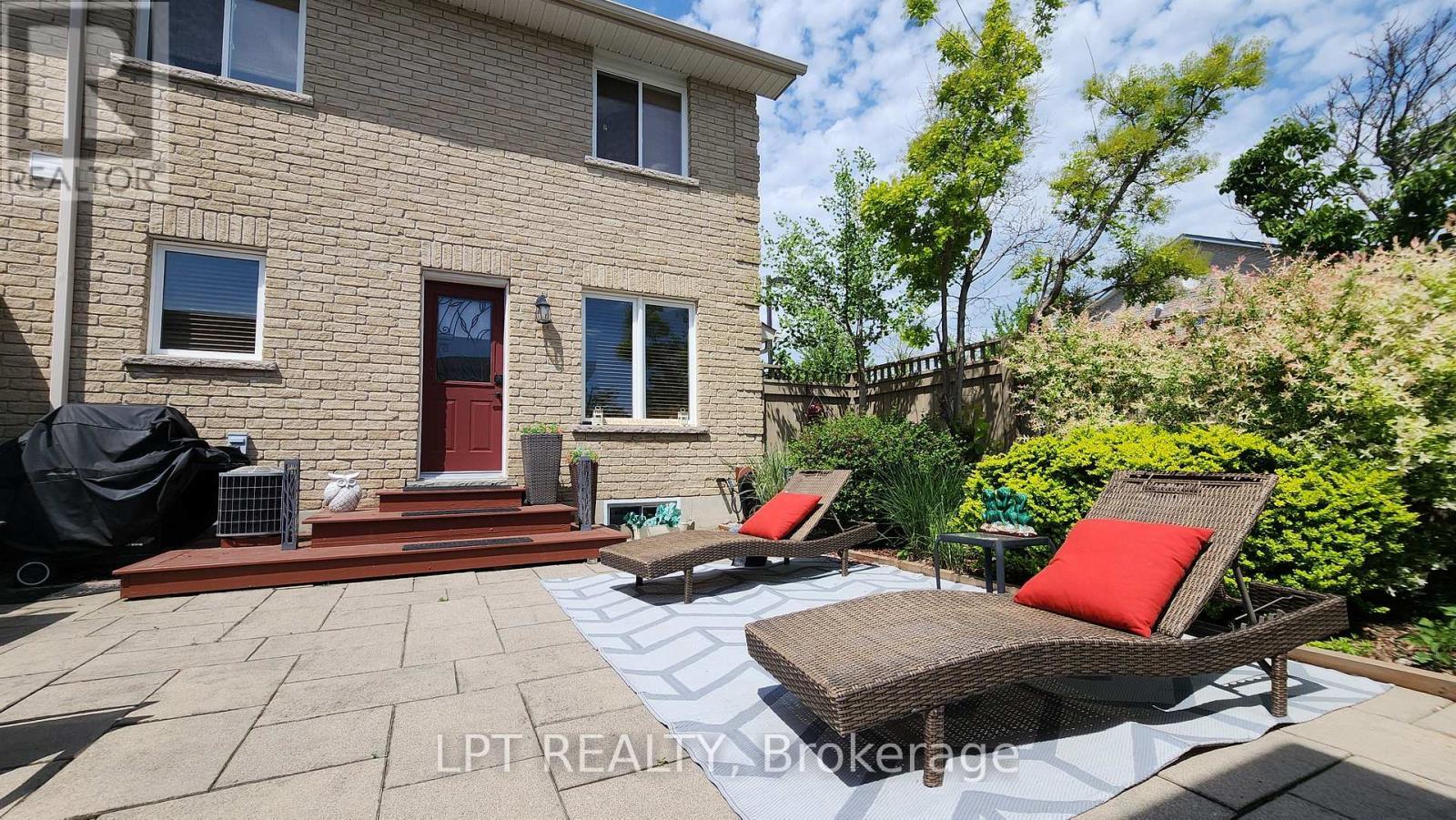 17 Silver Maple Crescent, Barrie, ON - Outdoor With Deck Patio Veranda With Exterior