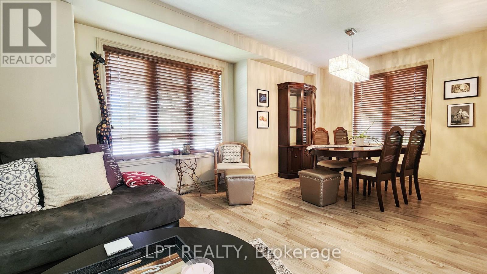 17 Silver Maple Crescent, Barrie, ON - Indoor