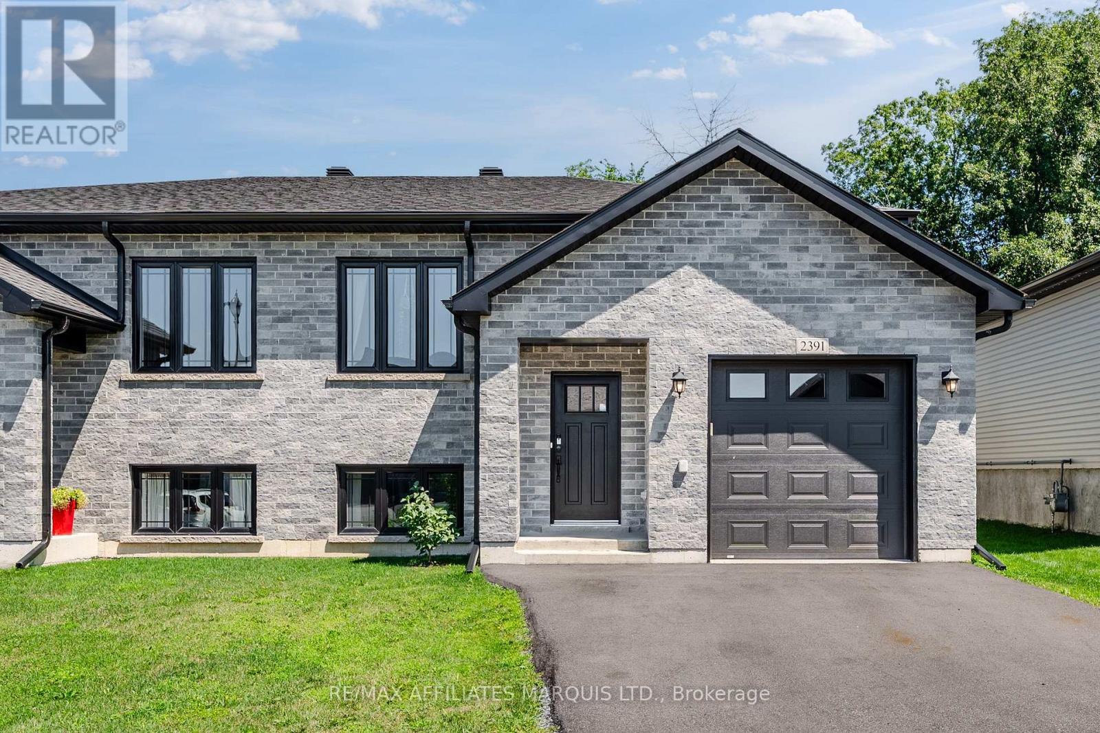 2391 Watson Crescent, Cornwall, ON - Outdoor With Facade