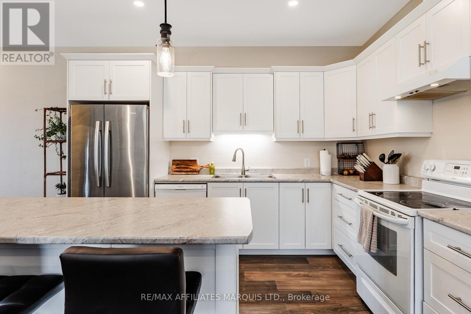 2391 Watson Crescent, Cornwall, ON - Indoor Photo Showing Kitchen With Double Sink