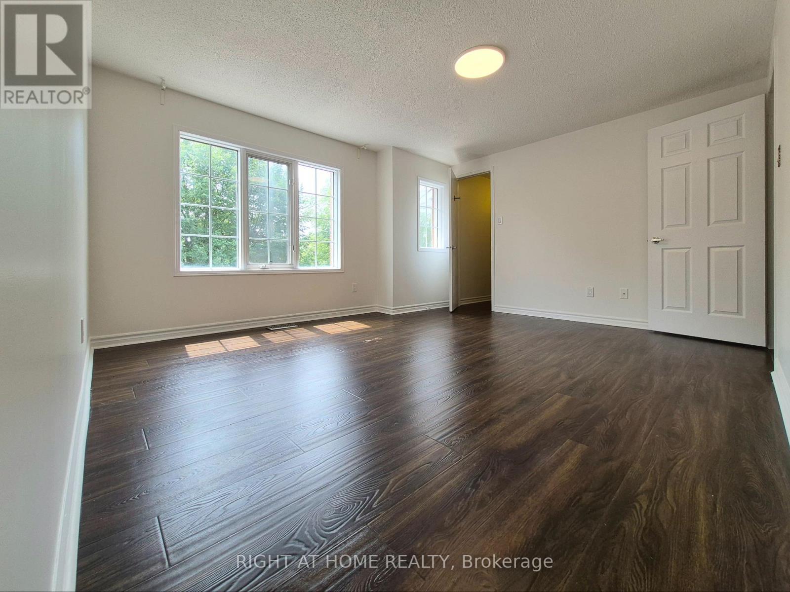 21 Mccullock Crescent, Ajax, ON - Indoor