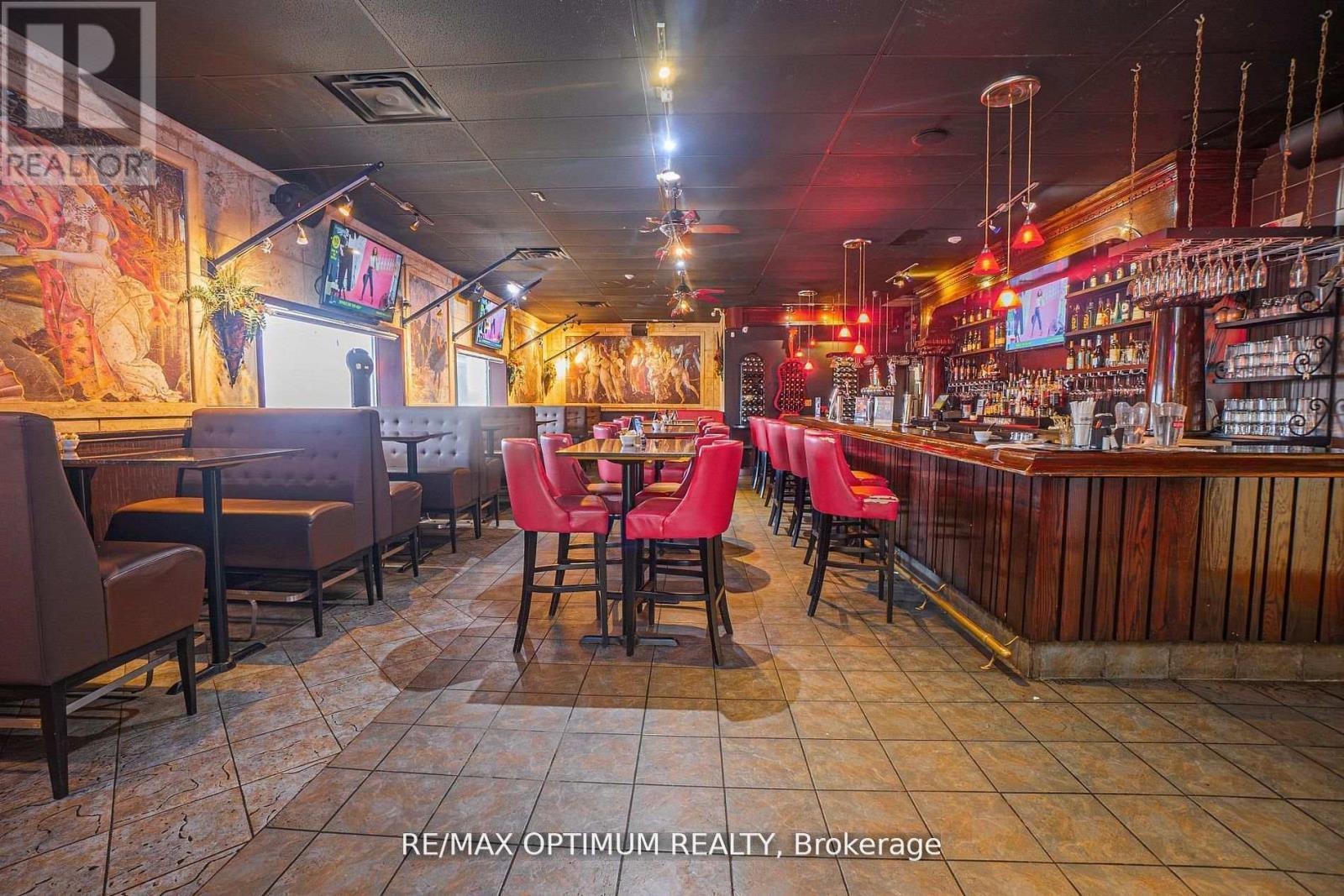 304 Stone Road W, Guelph, ON
