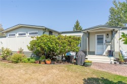 9392 Brookwood Dr Sidney, BC V8L 4H3