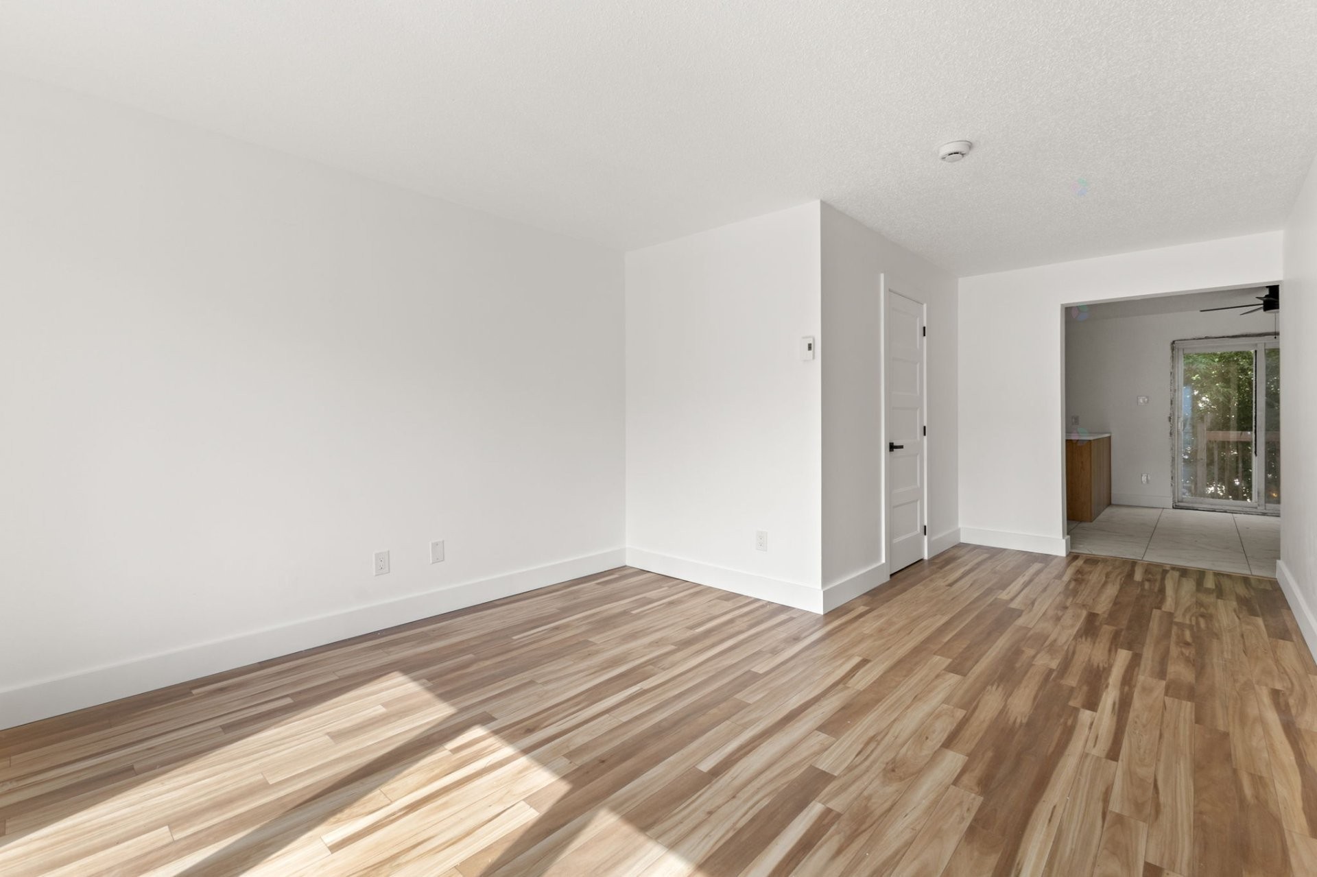 Living Room - 97 - B Rue Marengère, Gatineau (Gatineau), QC - Indoor Photo Showing Other Room