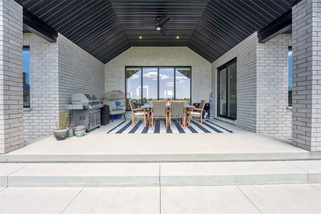 3665 Egremont Road, Plympton-Wyoming, ON - Outdoor With Exterior