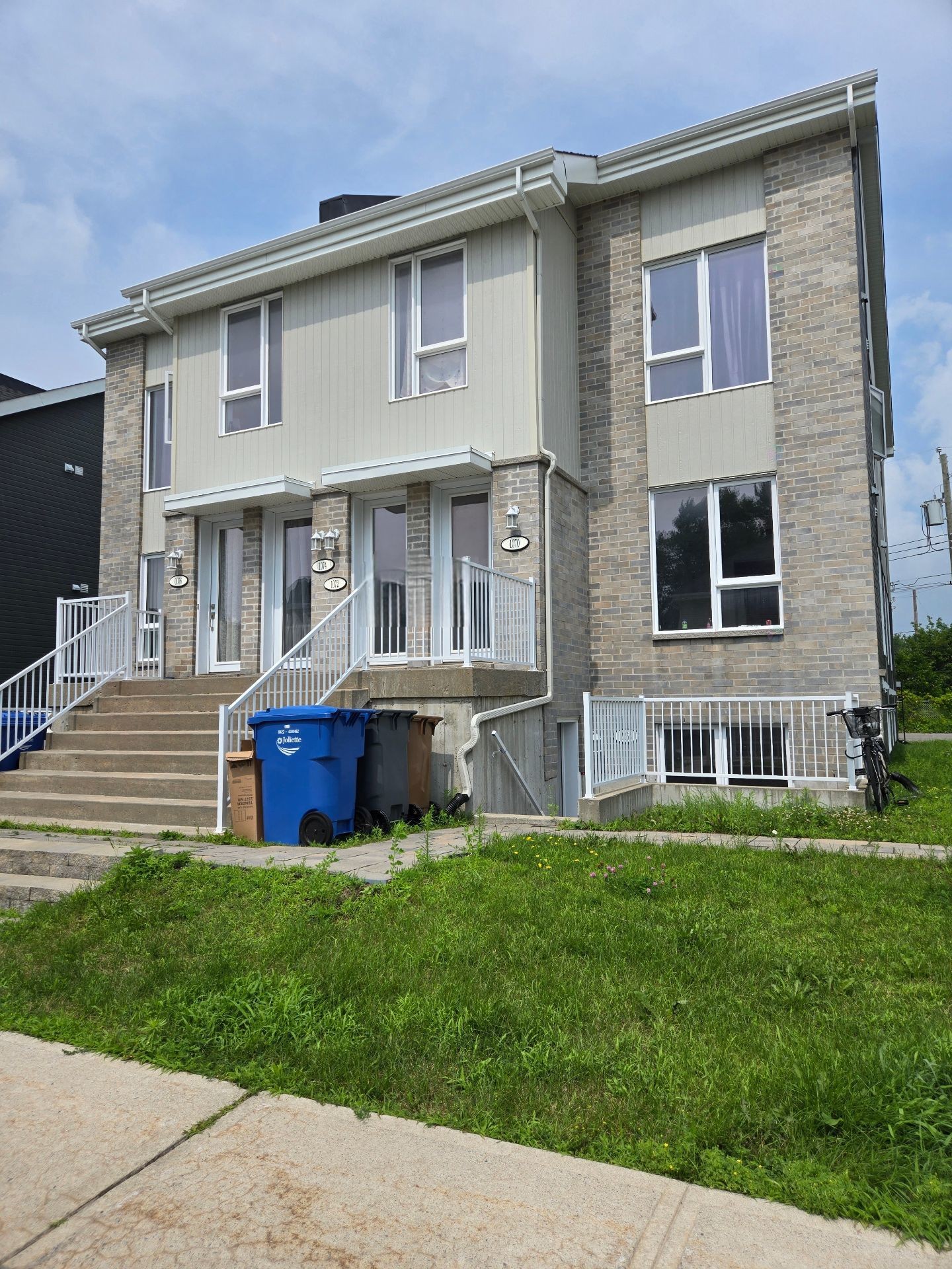 Front of Structure - 1078 Rue St-Viateur, Joliette, QC - Outdoor