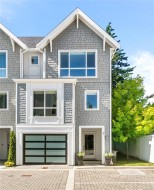 #7-1032 Cloverdale Ave Saanich, BC V8X 2T9