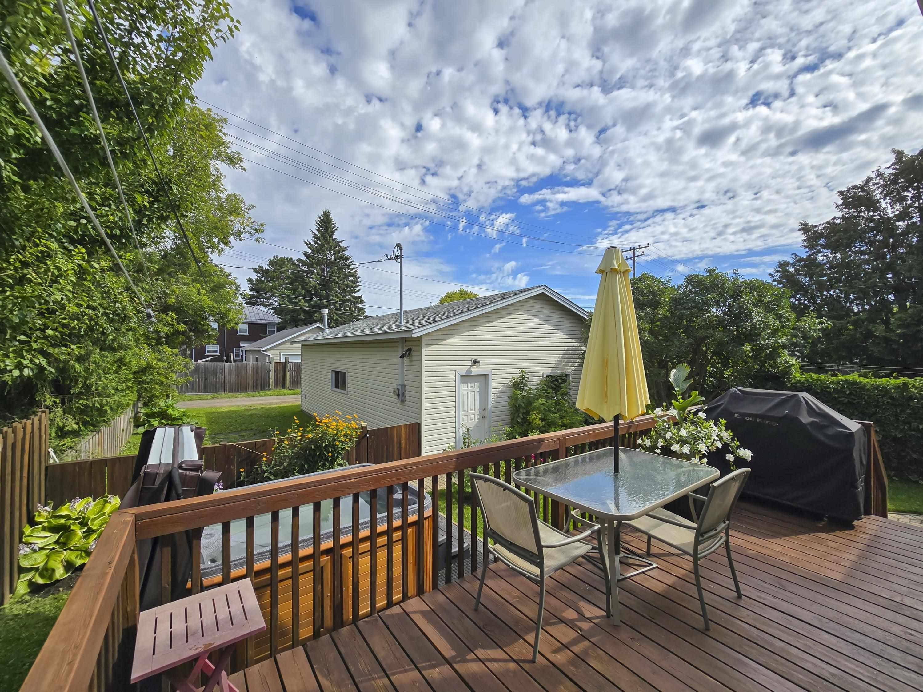 531 Empire Ave., Thunder Bay, ON - Outdoor With Deck Patio Veranda With Exterior