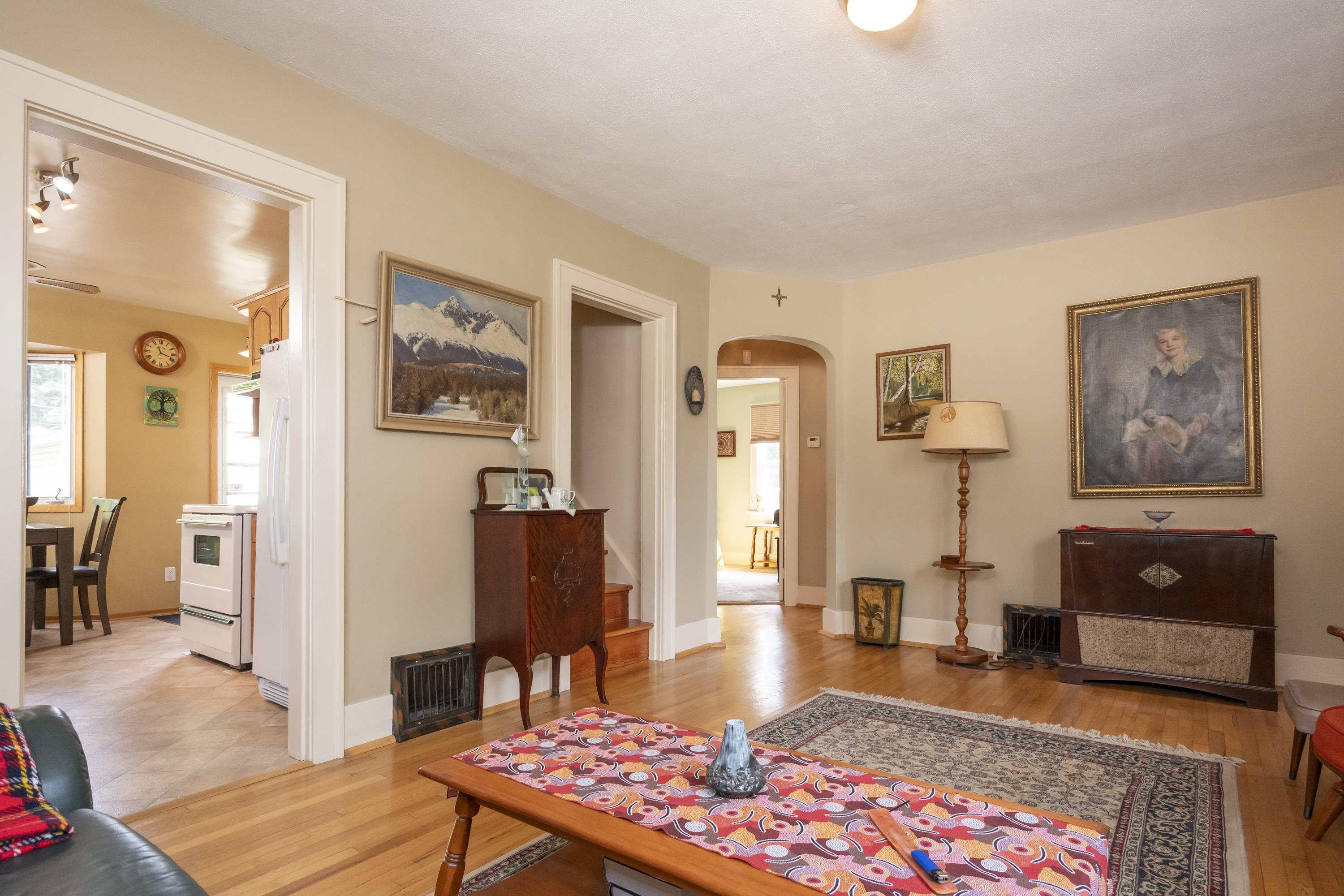 531 Empire Ave., Thunder Bay, ON - Indoor Photo Showing Living Room