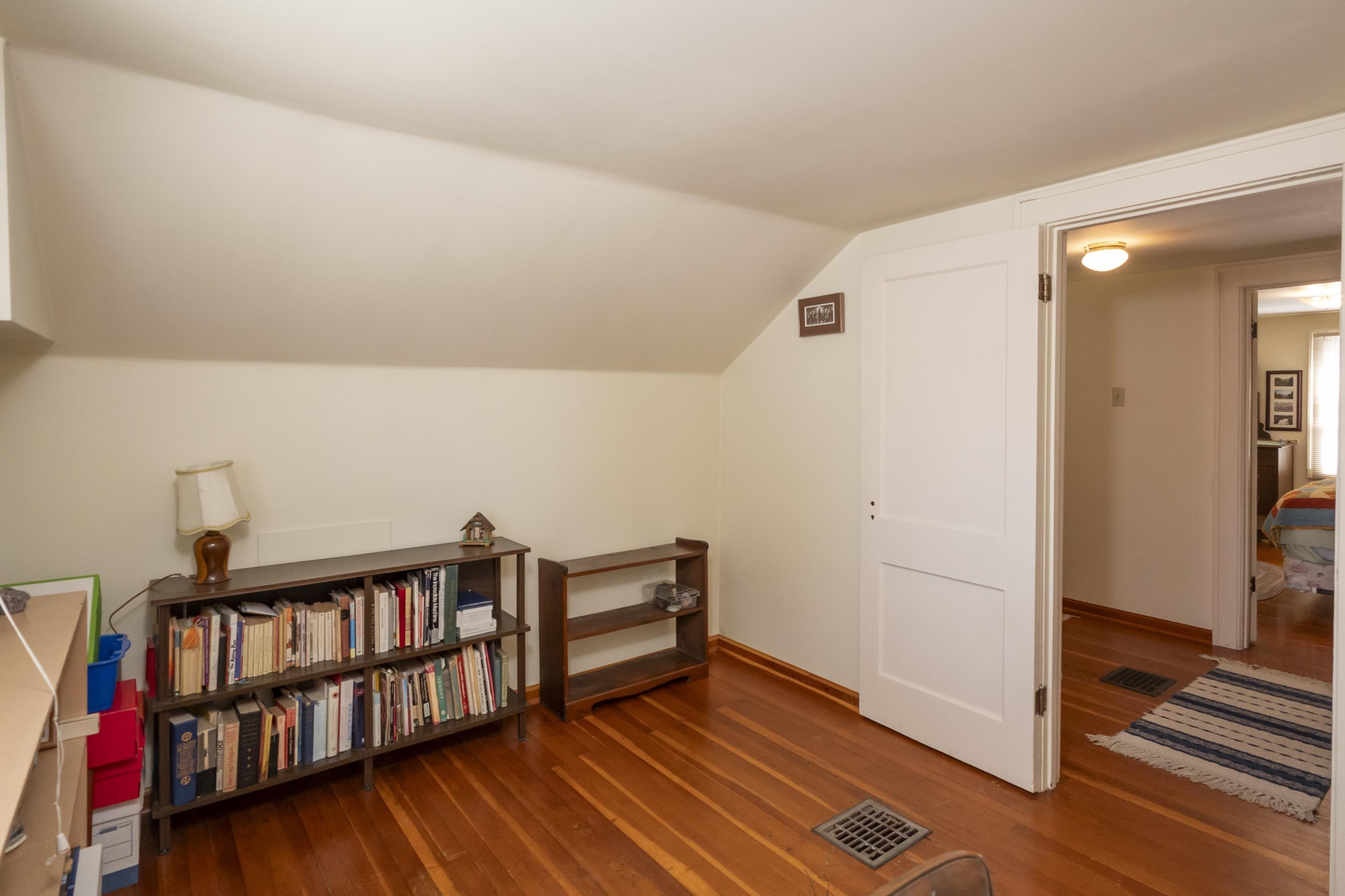 531 Empire Ave., Thunder Bay, ON - Indoor Photo Showing Other Room