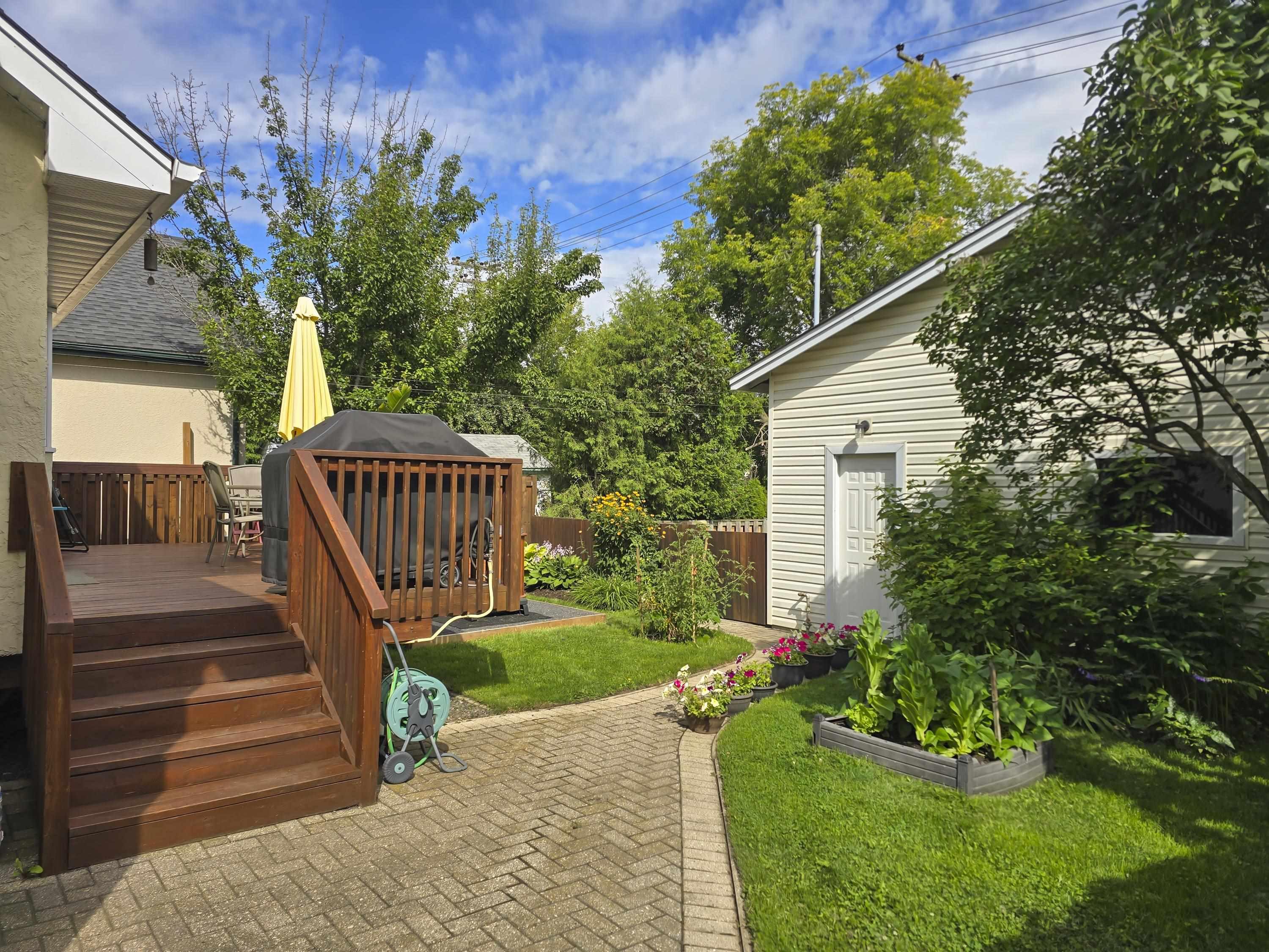 531 Empire Ave., Thunder Bay, ON - Outdoor