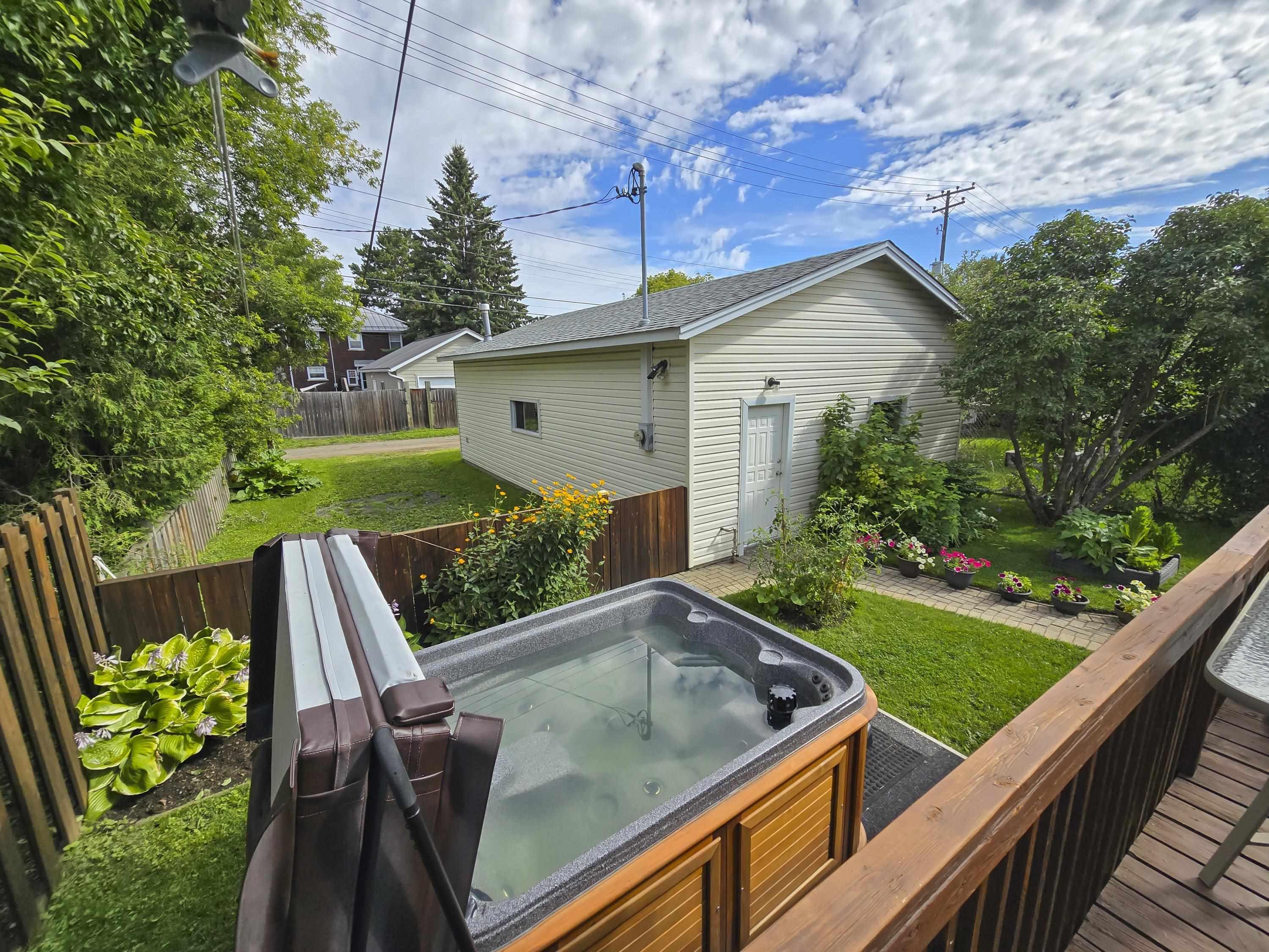 531 Empire Ave., Thunder Bay, ON - Outdoor