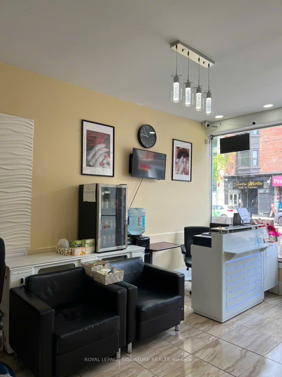 2195 Queen Street E, Toronto, ON