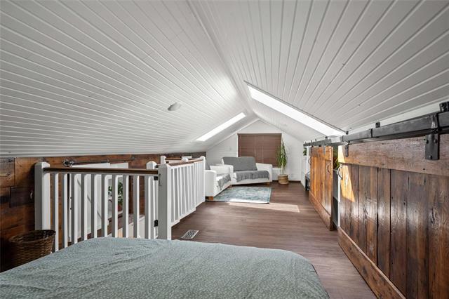 283 Oakland Ave, Winnipeg, MB - With Exterior