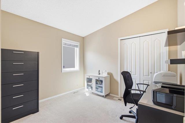 62 Baytree Crt, Winnipeg, MB - Indoor Photo Showing Office