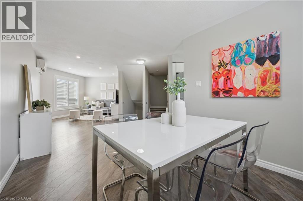 60 Elmsdale Drive Unit# 25, Kitchener, ON - Indoor