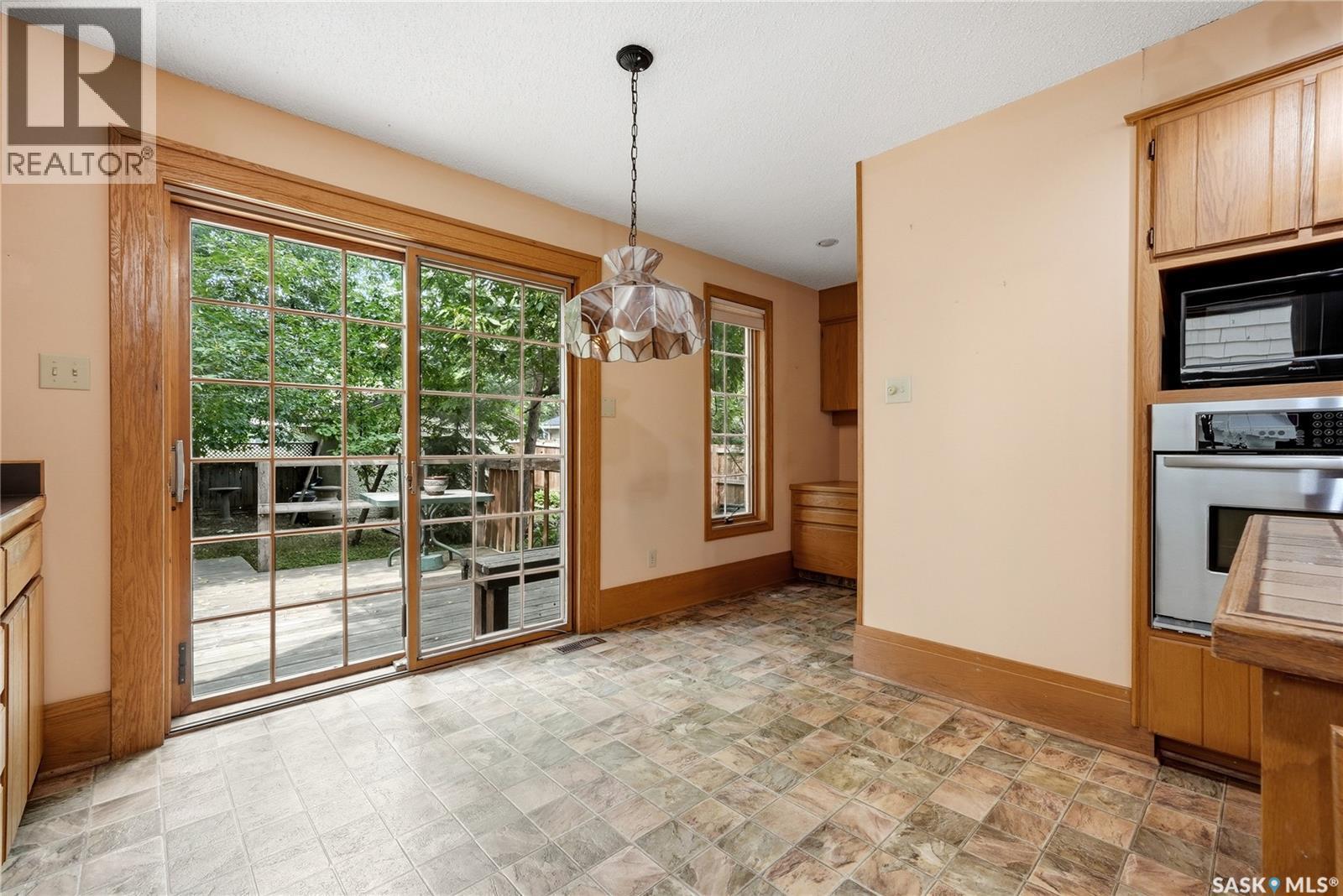 21 Angus Crescent, Regina, SK - Indoor