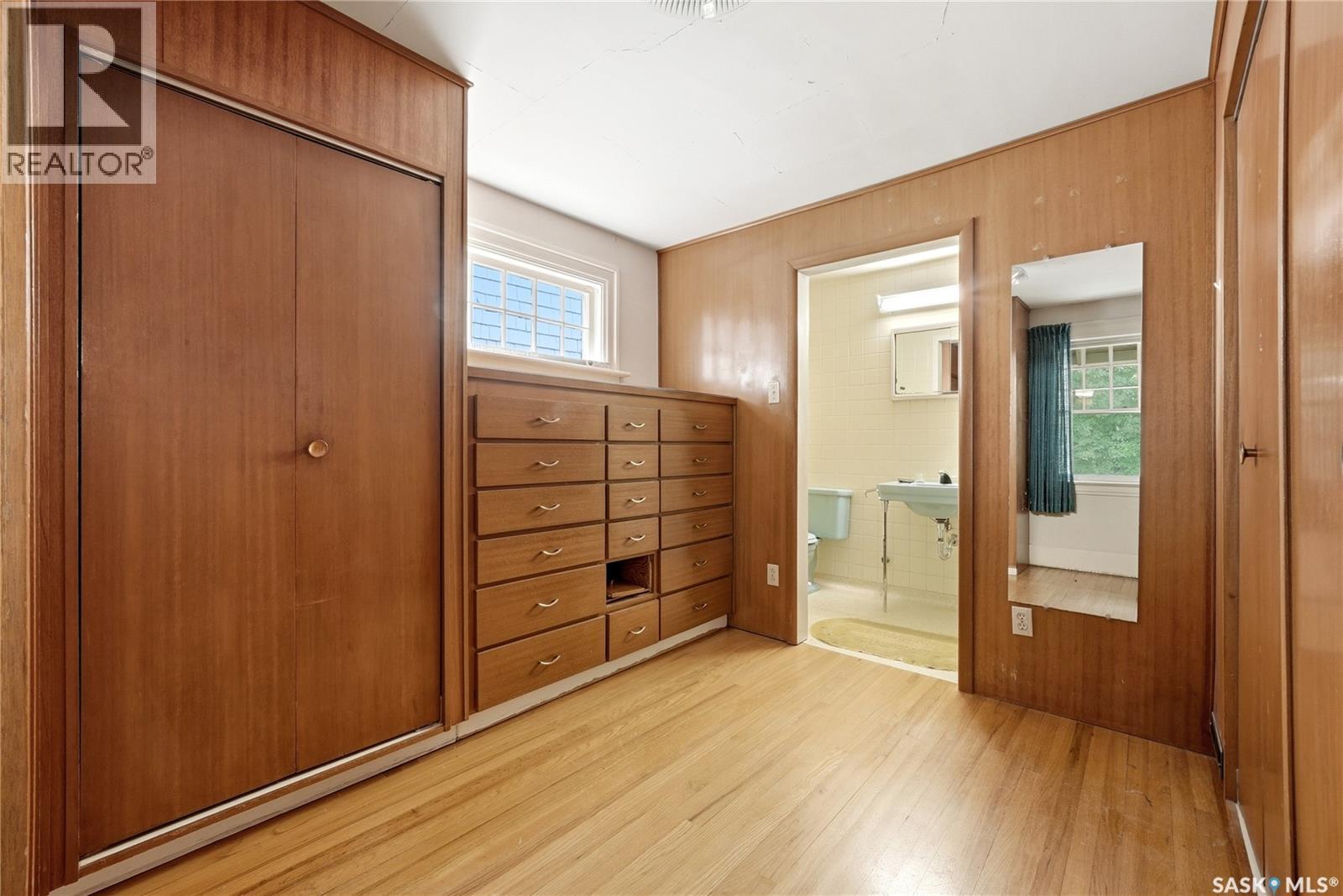 21 Angus Crescent, Regina, SK - Indoor Photo Showing Other Room