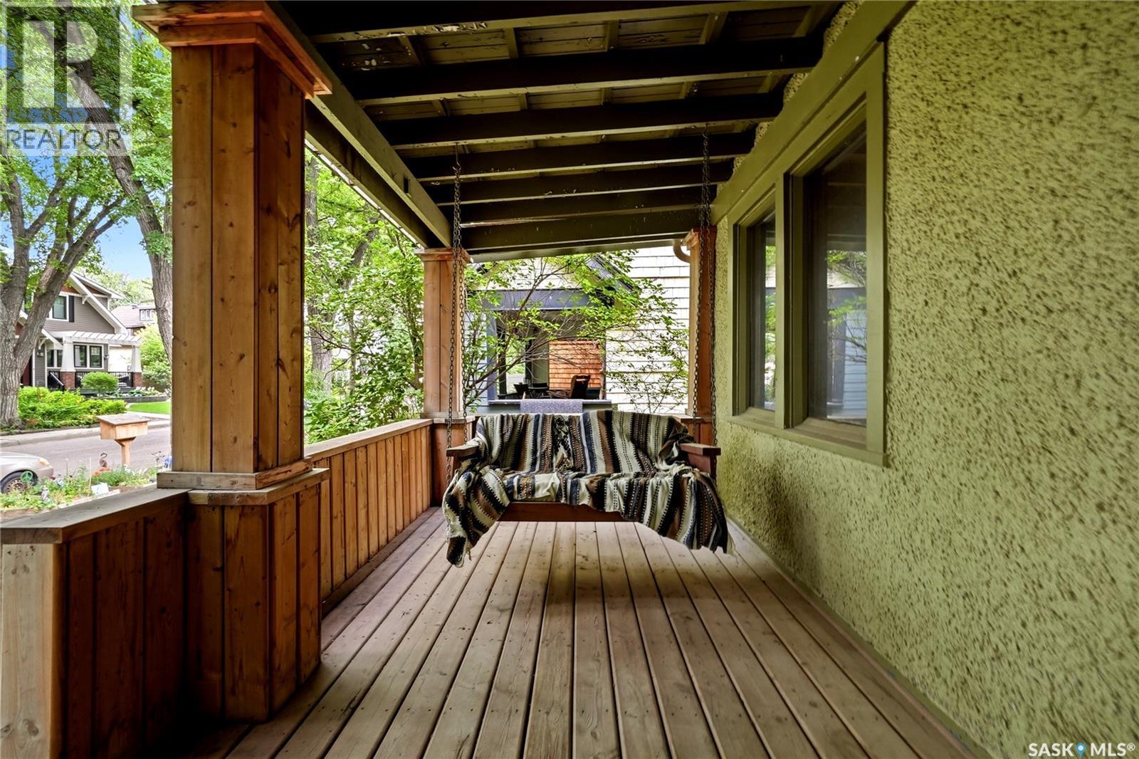 21 Angus Crescent, Regina, SK - Outdoor With Deck Patio Veranda With Exterior