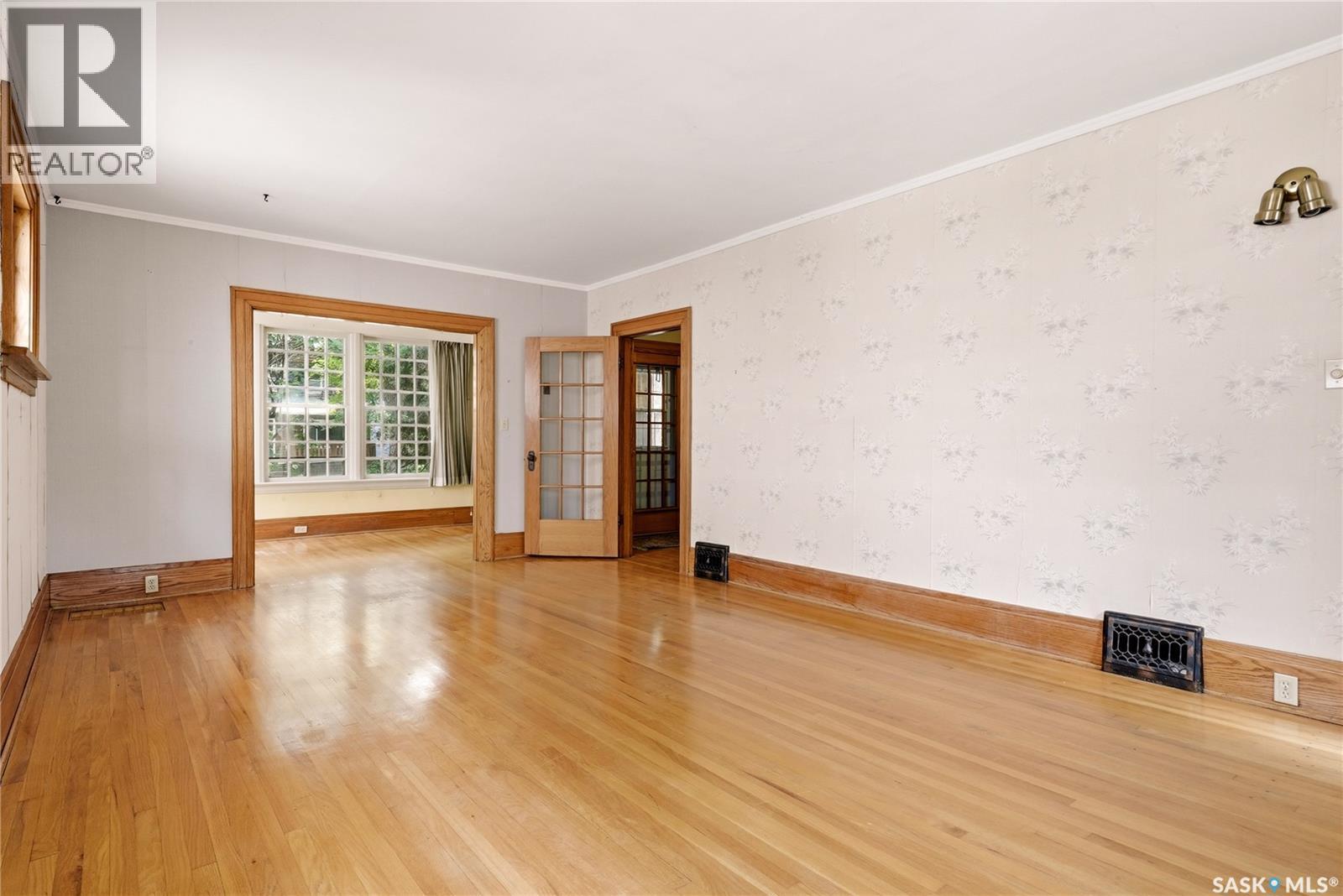 21 Angus Crescent, Regina, SK - Indoor Photo Showing Other Room
