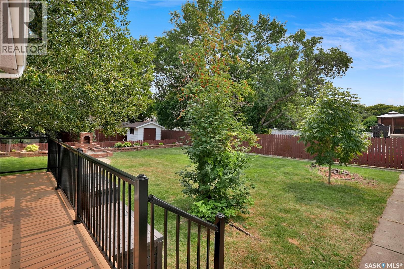 1623 General Crescent, Moose Jaw, SK - Outdoor