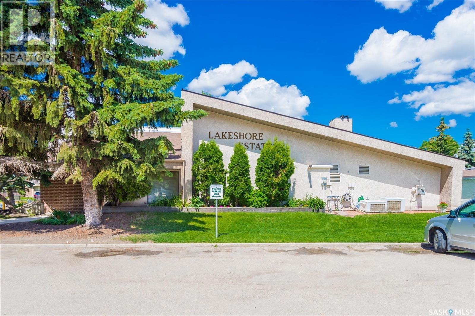 614 310 Stillwater Drive, Saskatoon, SK - Outdoor