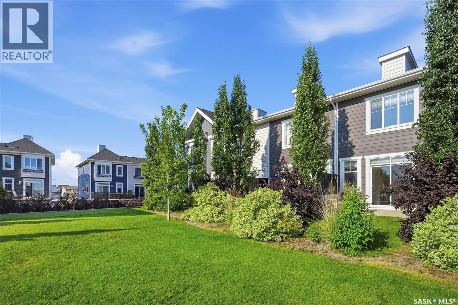 618 701 Meadows Boulevard, Saskatoon, SK - Outdoor