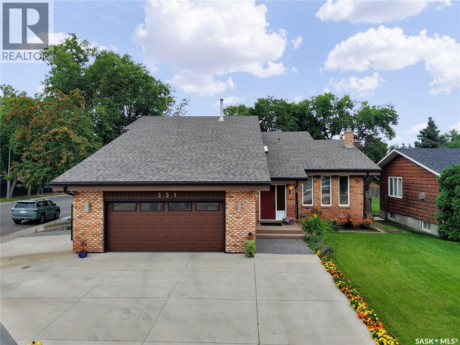 351 Skeena Crescent, Saskatoon, SK
