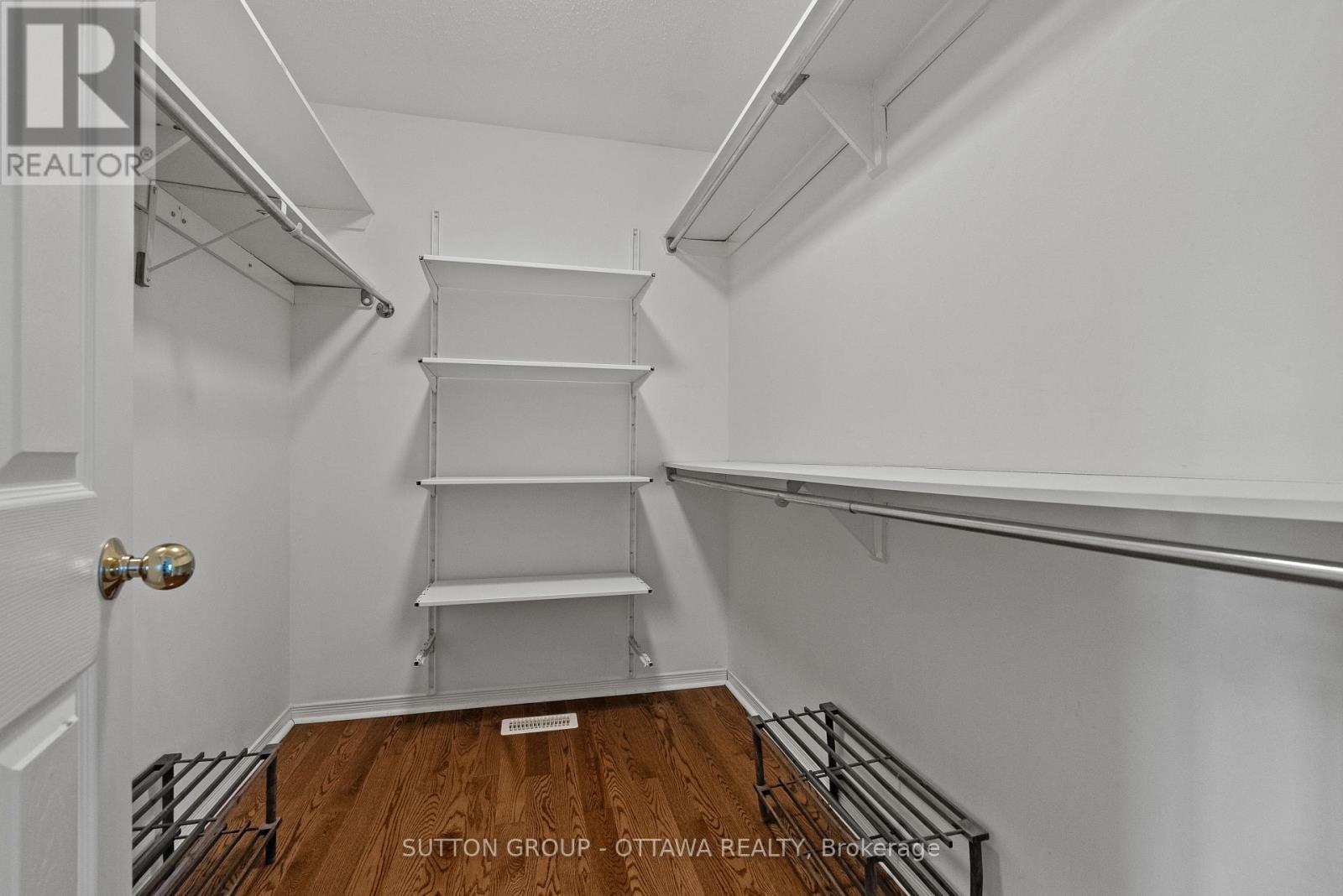 4105 Wolfe Point Way, Ottawa, ON - Indoor With Storage