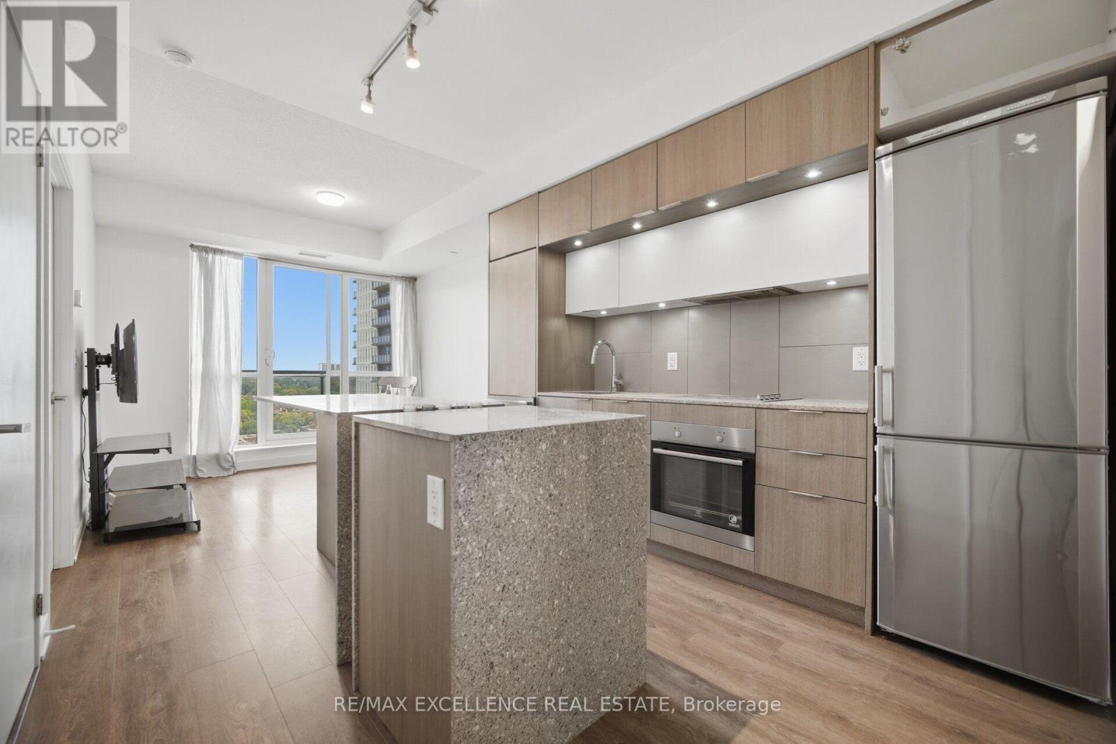 1710 - 55 Regent Park Boulevard, Toronto, ON - Indoor Photo Showing Kitchen With Upgraded Kitchen
