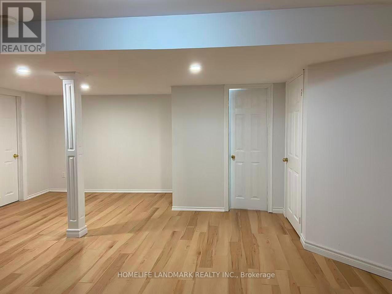 7 Meyer Avenue, Barrie, ON - Indoor Photo Showing Other Room