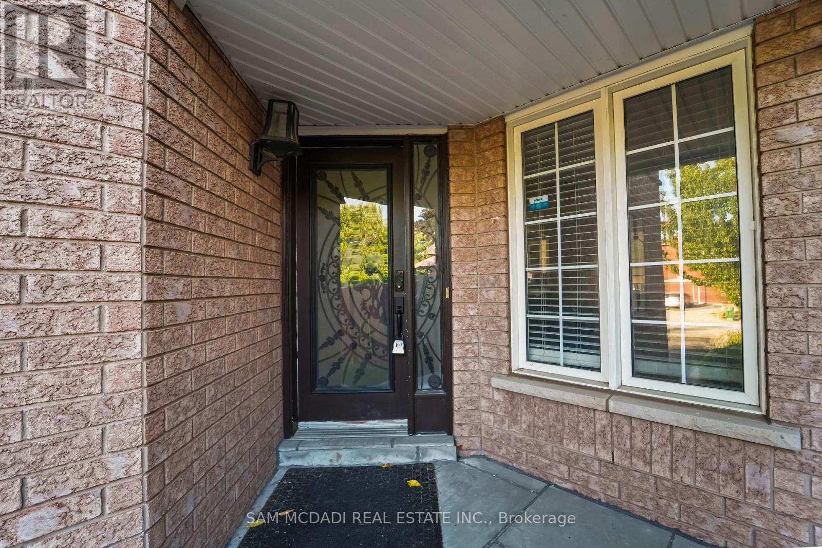 3191 Oakview Road, Mississauga, ON - Outdoor With Deck Patio Veranda With Exterior