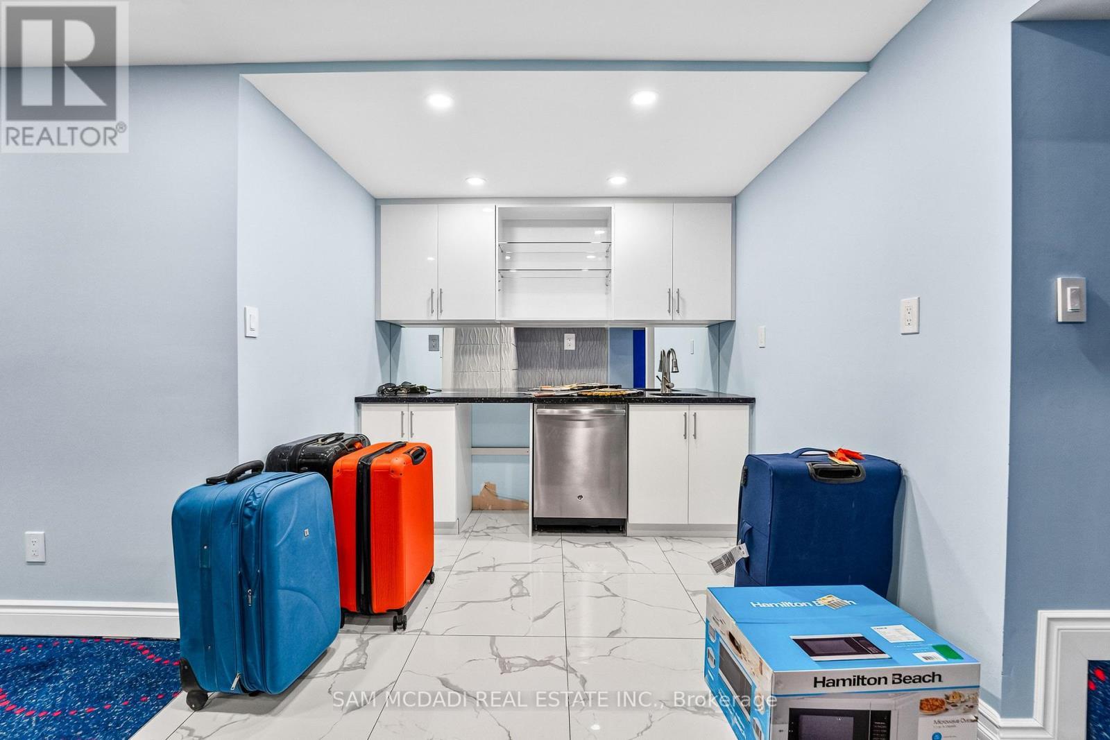 3191 Oakview Road, Mississauga, ON - Indoor