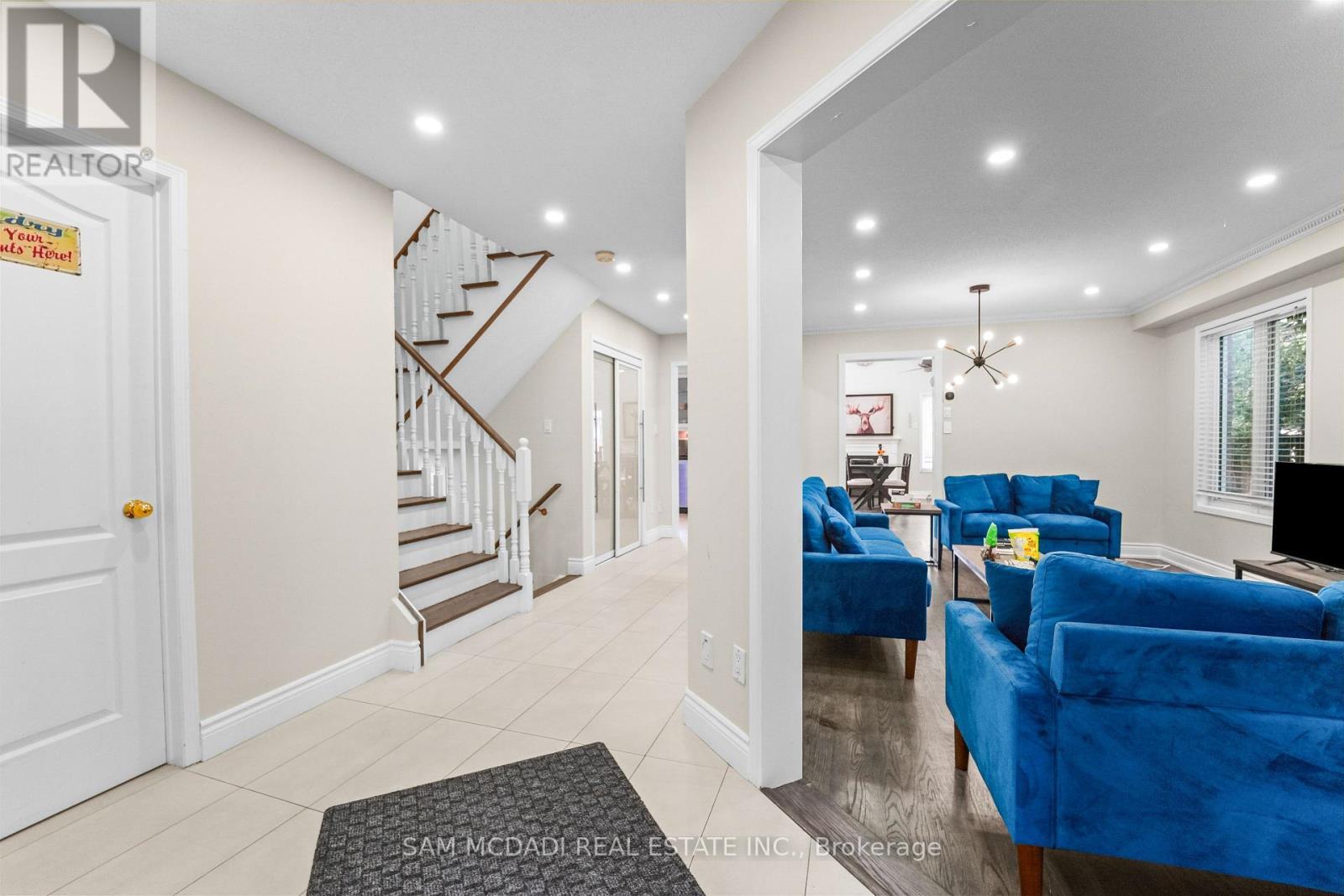 3191 Oakview Road, Mississauga, ON - Indoor