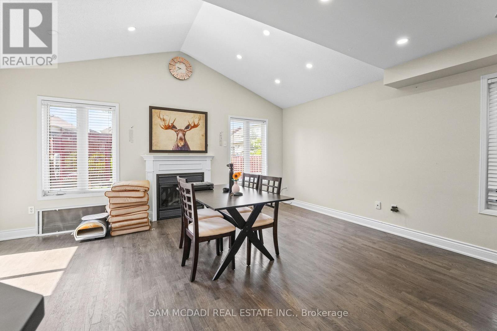 3191 Oakview Road, Mississauga, ON - Indoor With Fireplace