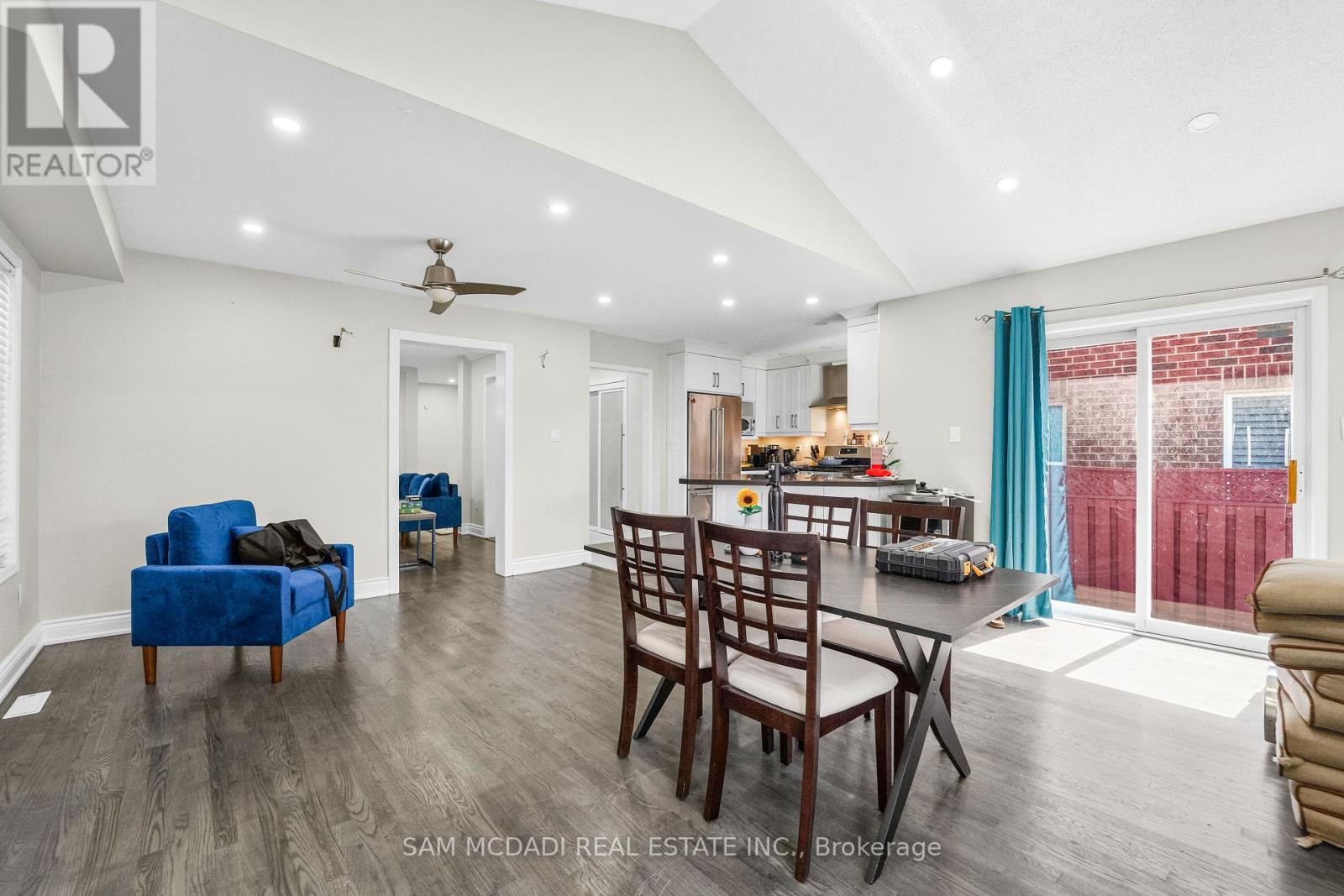 3191 Oakview Road, Mississauga, ON - Indoor