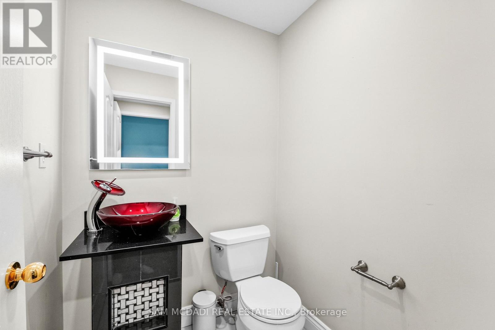 3191 Oakview Road, Mississauga, ON - Indoor Photo Showing Bathroom
