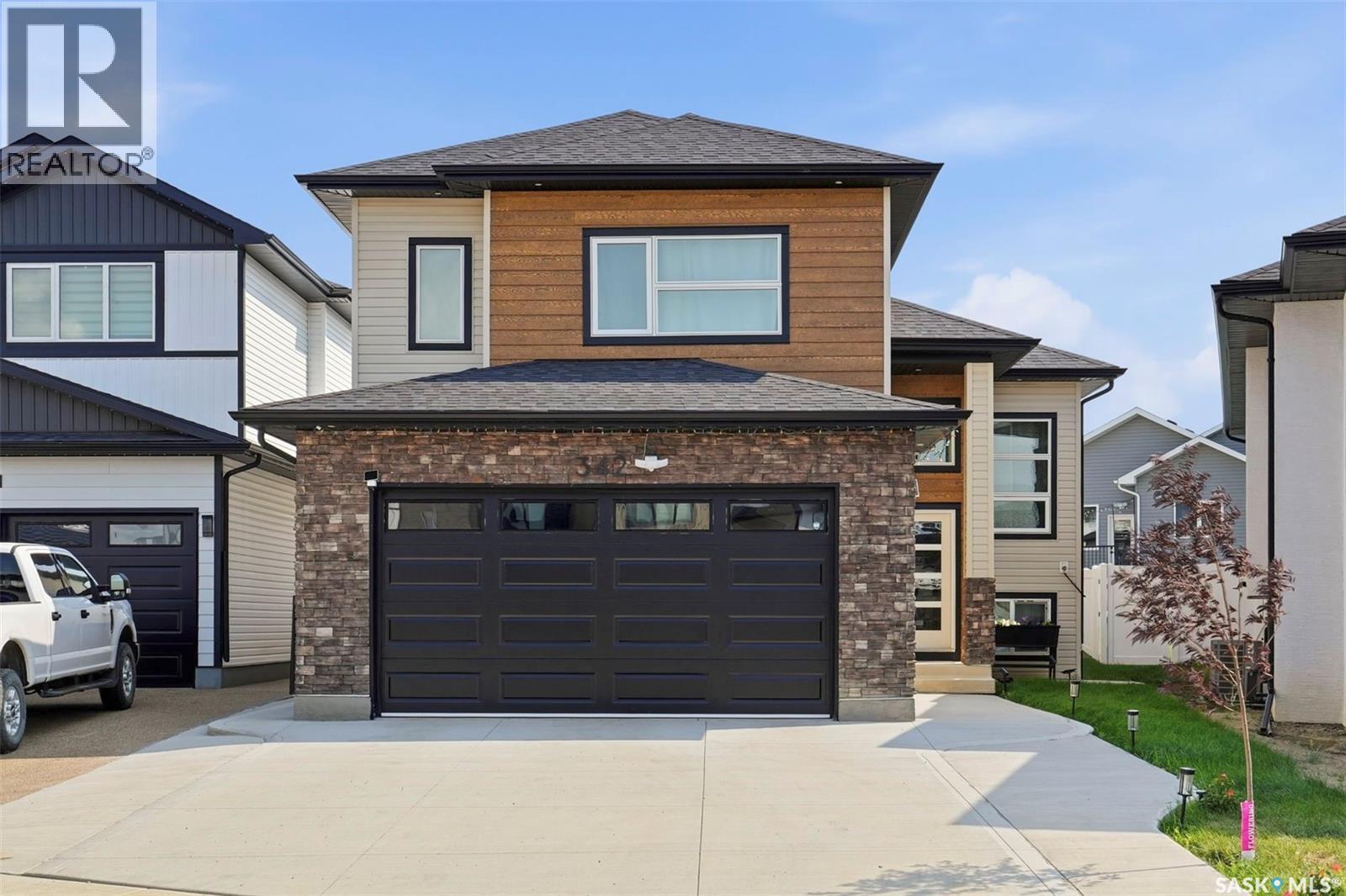 342 Sharma Crescent, Saskatoon, SK - Outdoor