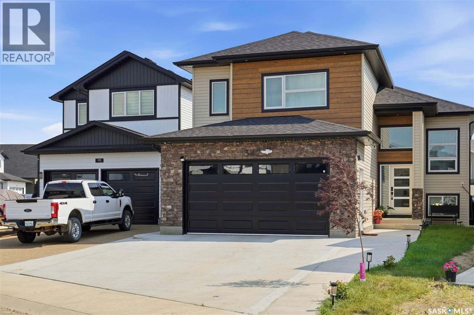 342 Sharma Crescent, Saskatoon, SK - Outdoor With Facade