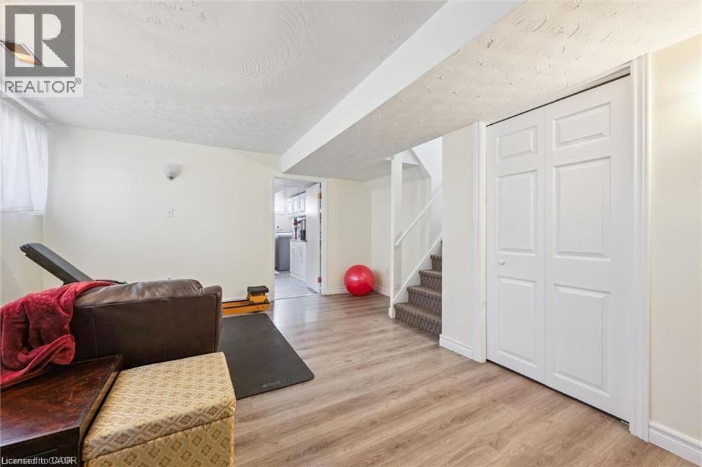 659 Glen Forrest Boulevard, Waterloo, ON - Indoor Photo Showing Other Room