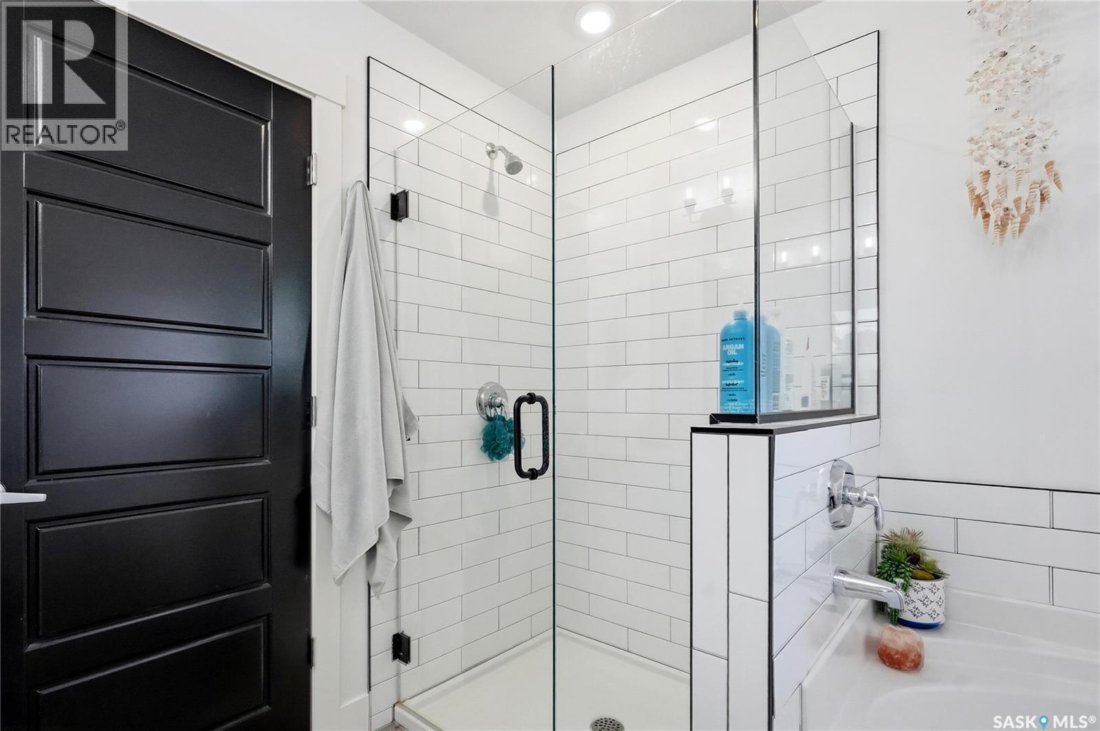 147 3220 11Th Street, Saskatoon, SK - Indoor Photo Showing Bathroom