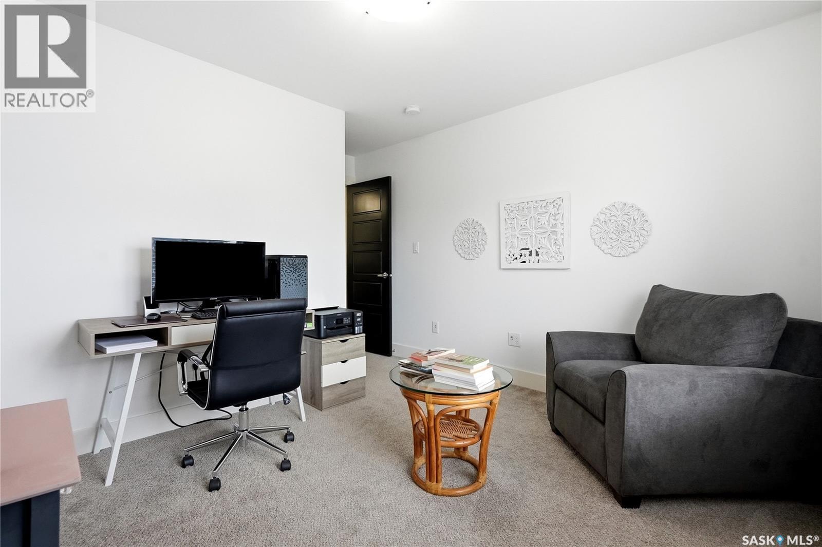 147 3220 11Th Street, Saskatoon, SK - Indoor