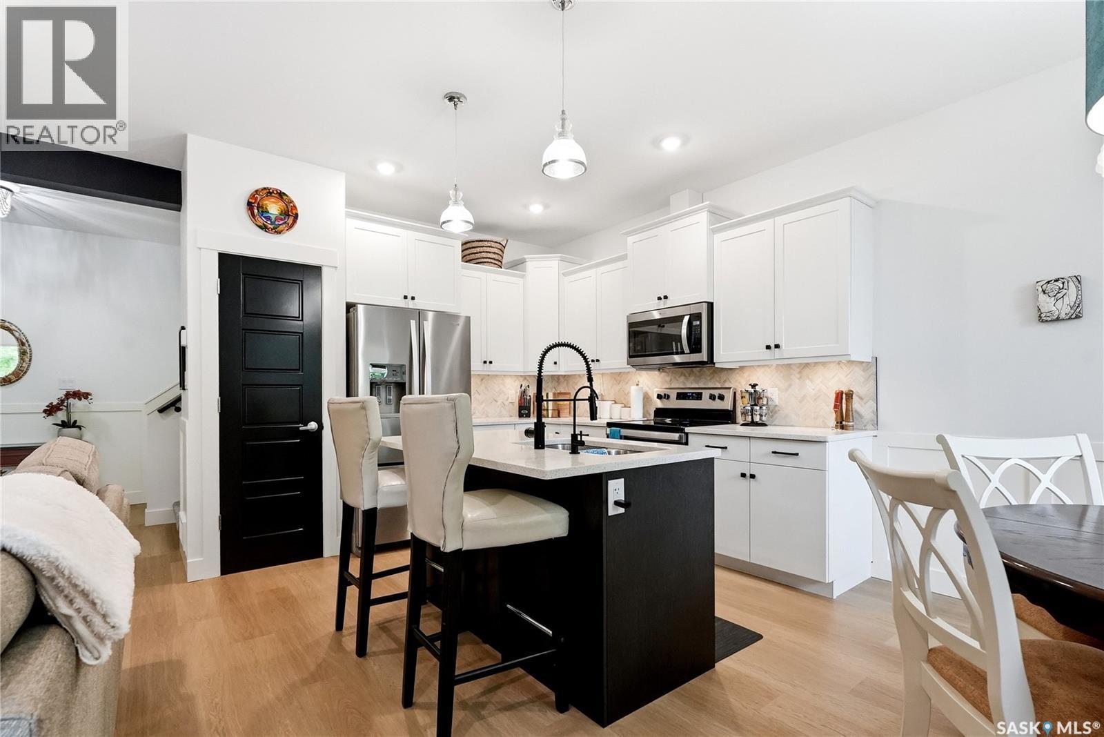 147 3220 11Th Street, Saskatoon, SK - Indoor
