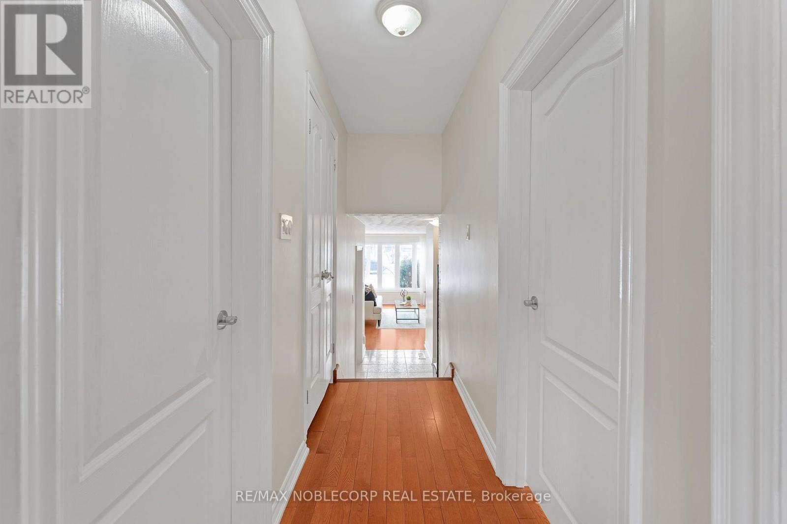 4230 Bloor Street W, Toronto, ON - Indoor Photo Showing Other Room