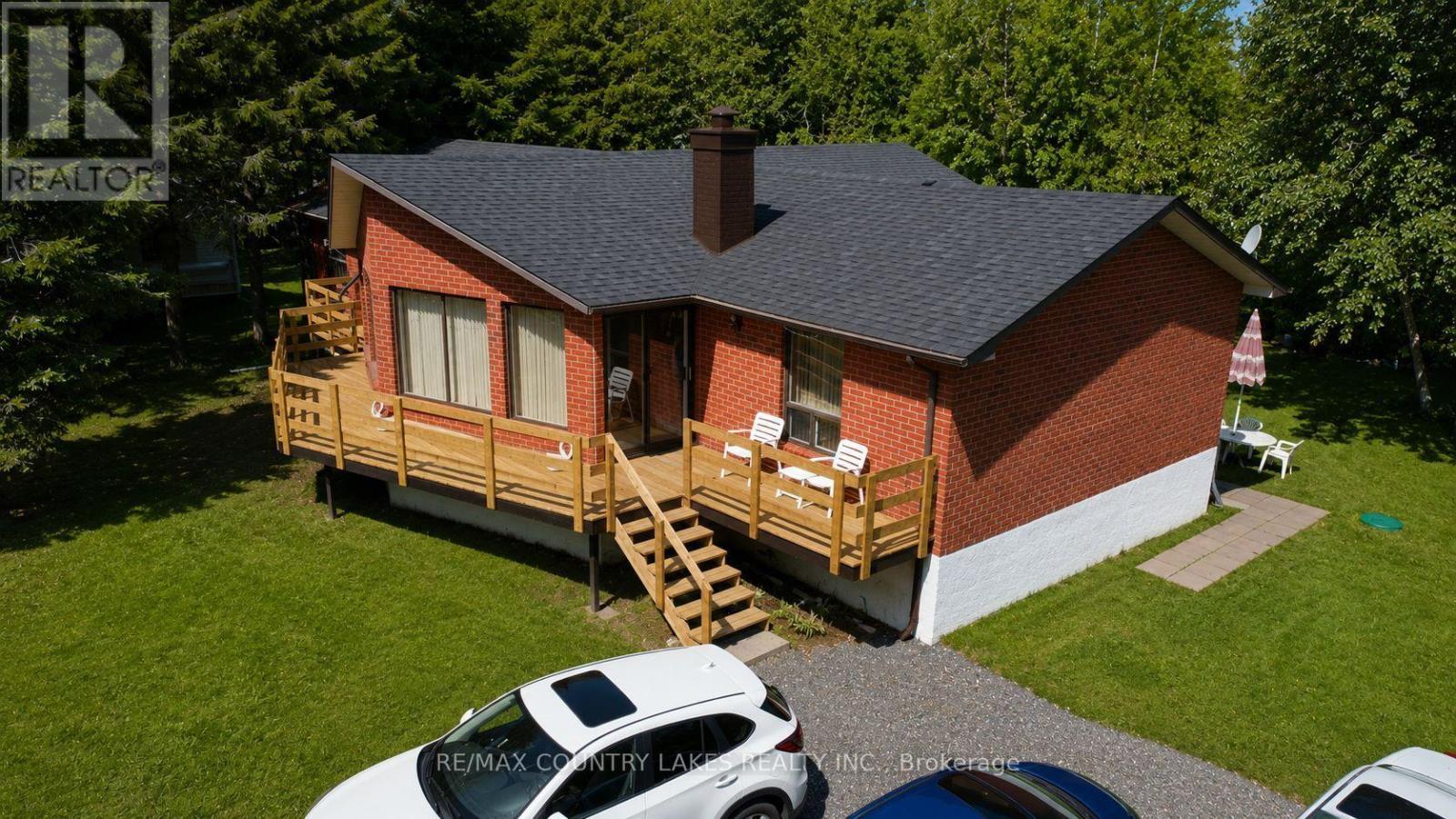 4 Macpherson Crescent, Kawartha Lakes, ON - Outdoor With Deck Patio Veranda
