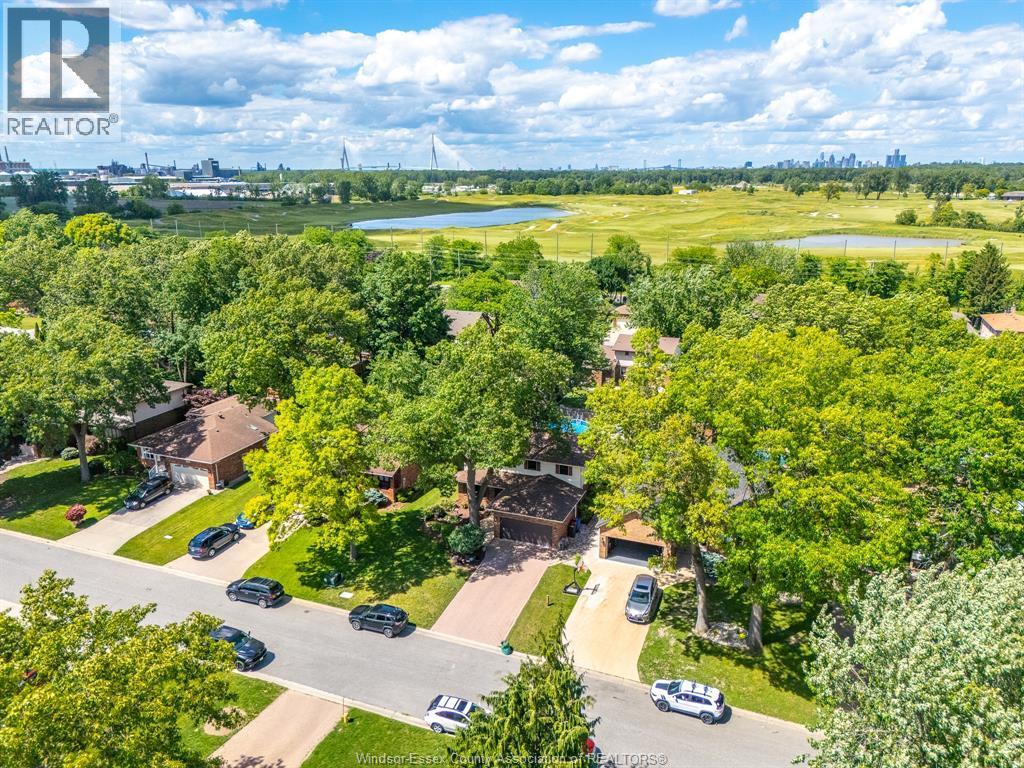 538 Michael Crescent, Lasalle, ON - Outdoor With View