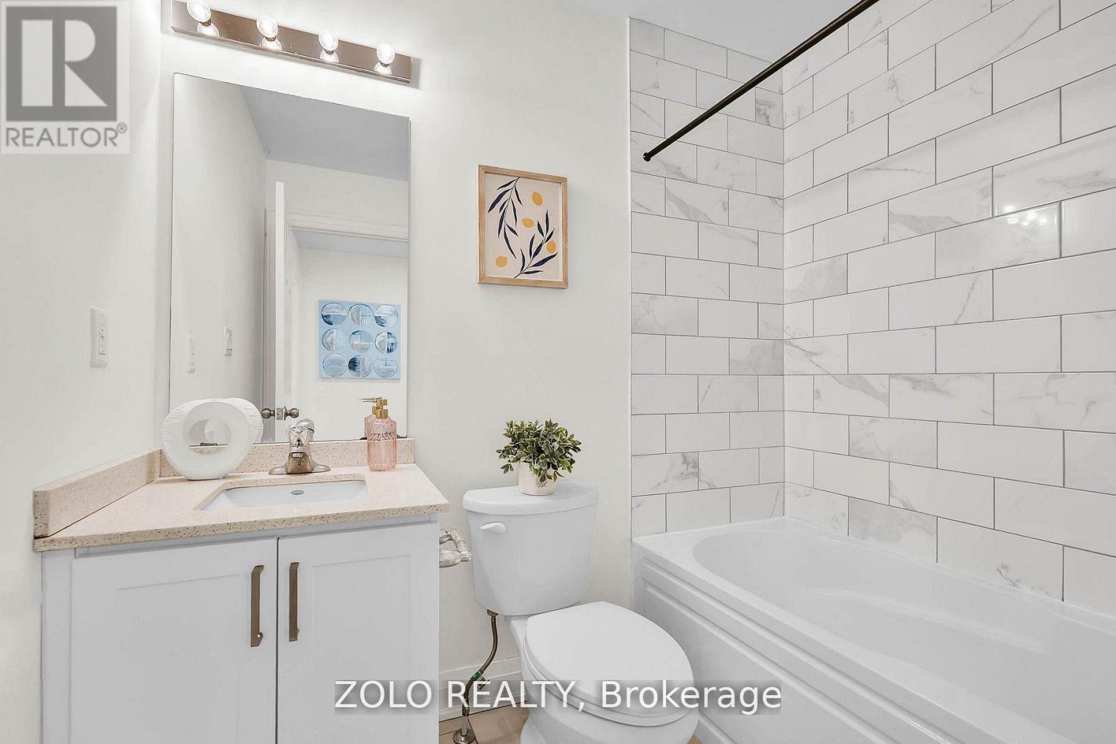 37 Prospect Way, Whitby, ON - Indoor Photo Showing Bathroom