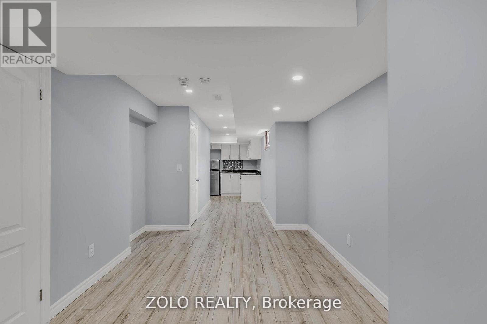 37 Prospect Way, Whitby, ON - Indoor Photo Showing Other Room