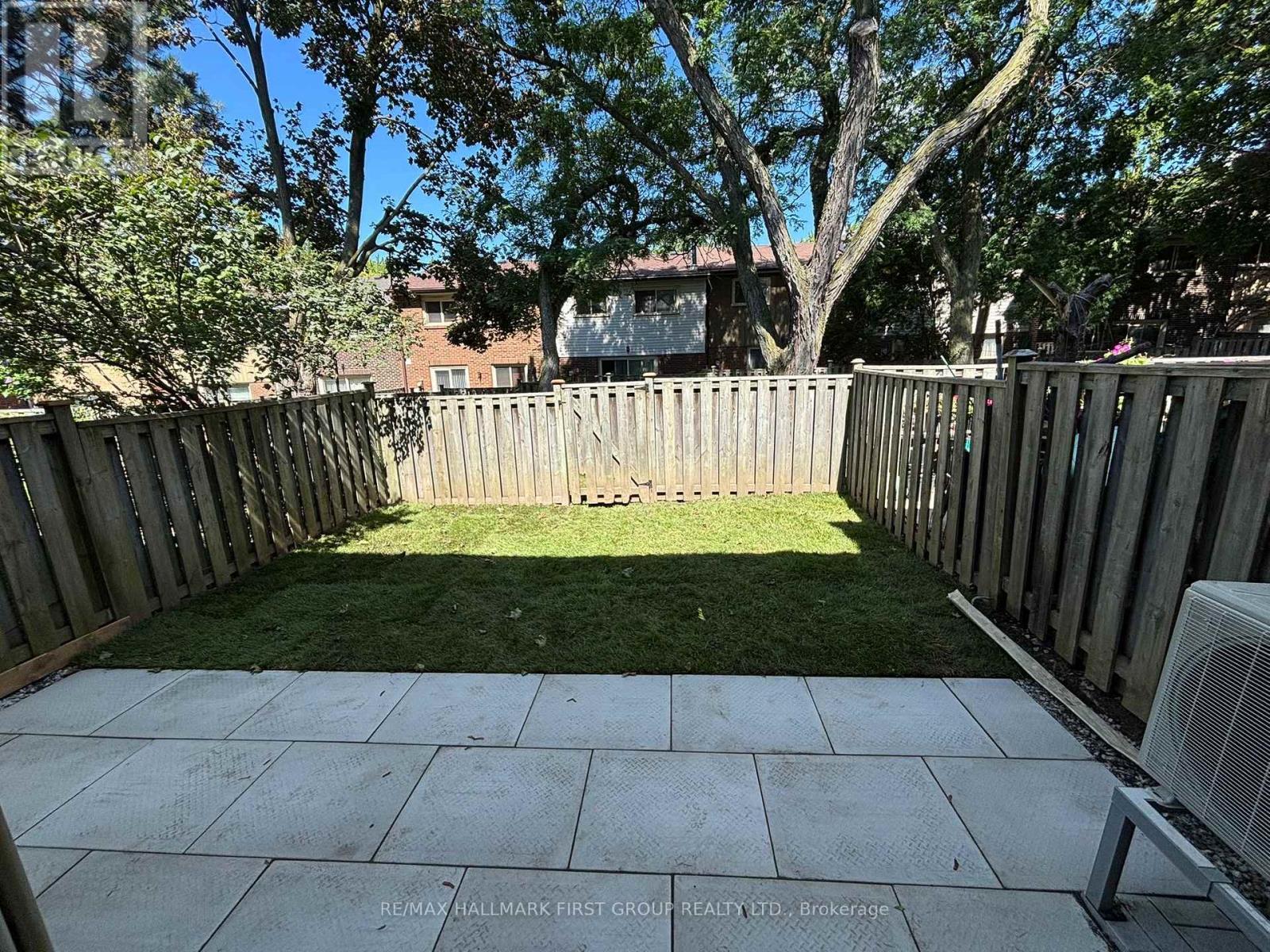 Backyard - 75 - 270 Timberbank Boulevard, Toronto, ON - Outdoor